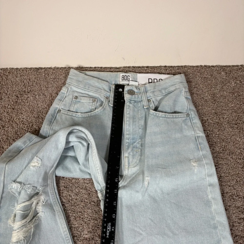 BDG Urban Outfitters High Rise Baggy Ripped Distressed Light Wash Jeans